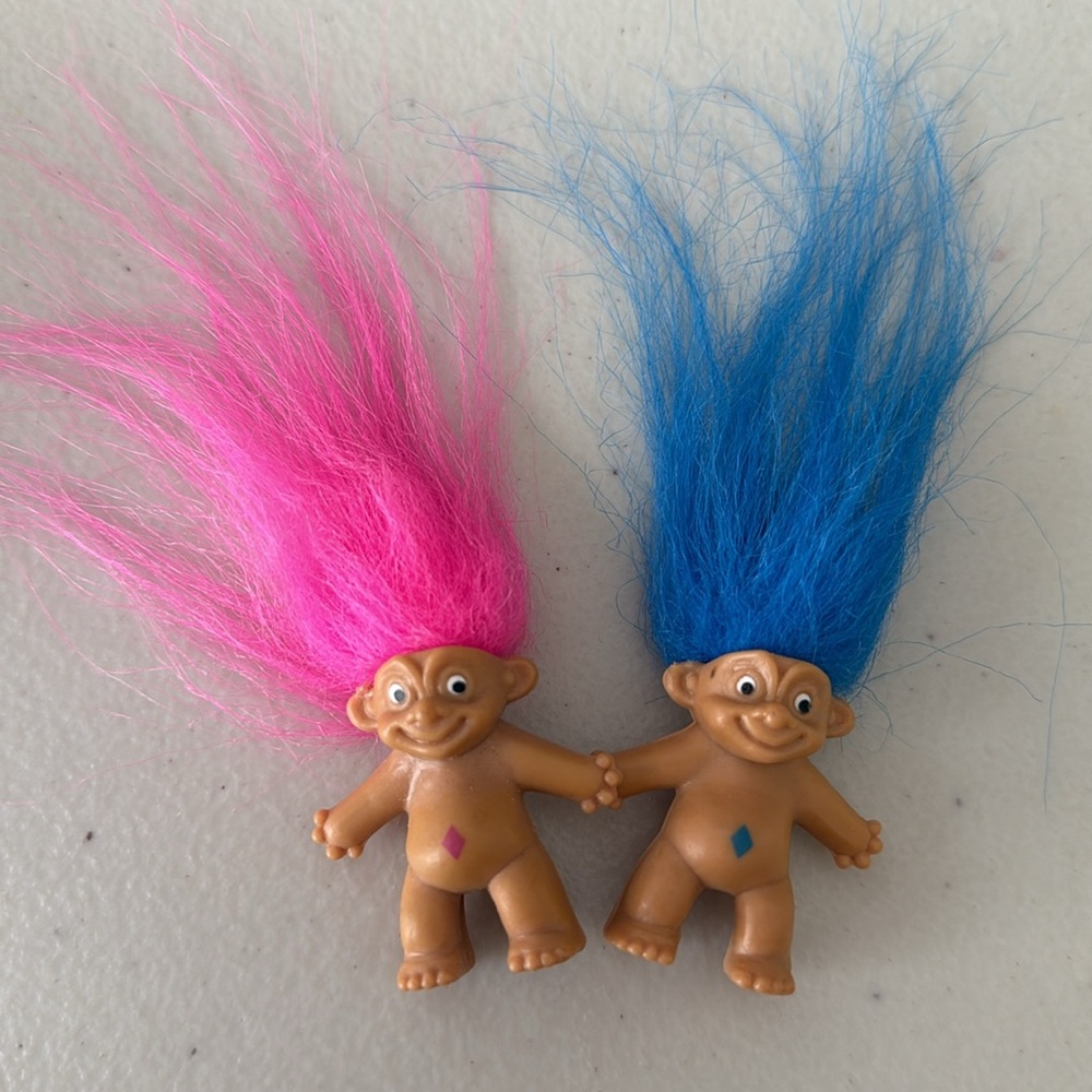 Vintage set of 2 cute mini trolls Blue hair Pink hair matching diamond on belly
